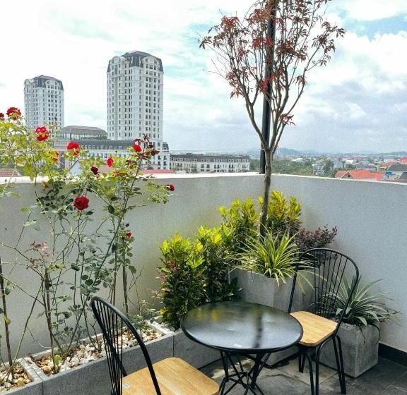 آپارتمان 1 خوابه همکف, Nhật Phương