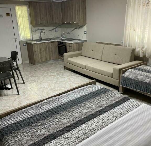 اتاق استاندارد چهار تخته, Vila Ajdinaj