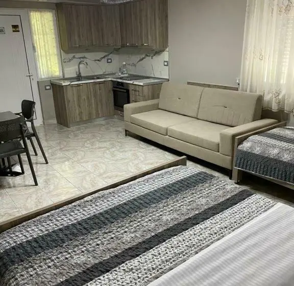 اتاق استاندارد چهار تخته, Vila Ajdinaj