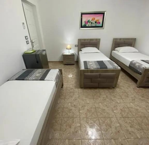 اتاق استاندارد سه نفره, Vila Ajdinaj