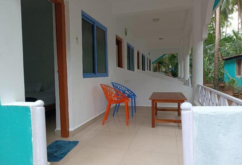 חדר סטנדרט, Palm Heaven