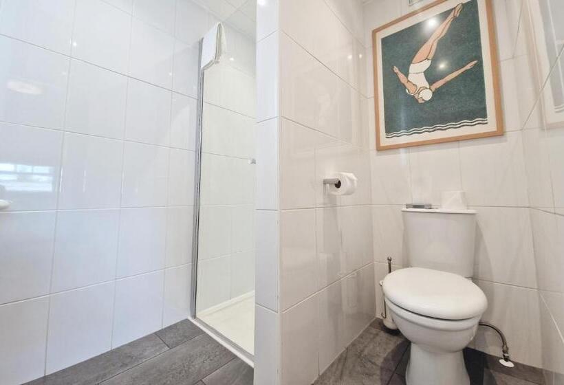 スタンダードルーム, Fairfield House And Gardens