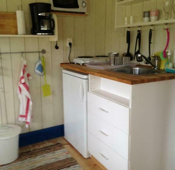 四人标准间, Tystberga Logi