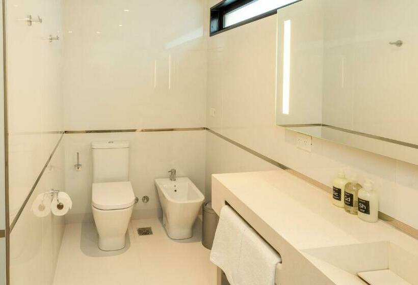 キングサイズベッドのスタンダードルーム, Dazzler By Wyndham La Plata