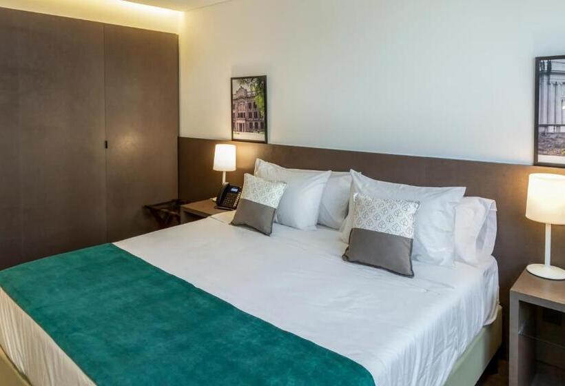 キングサイズベッドのスタンダードルーム, Dazzler By Wyndham La Plata