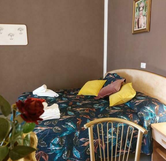 اتاق استاندارد, Maison Des Roses