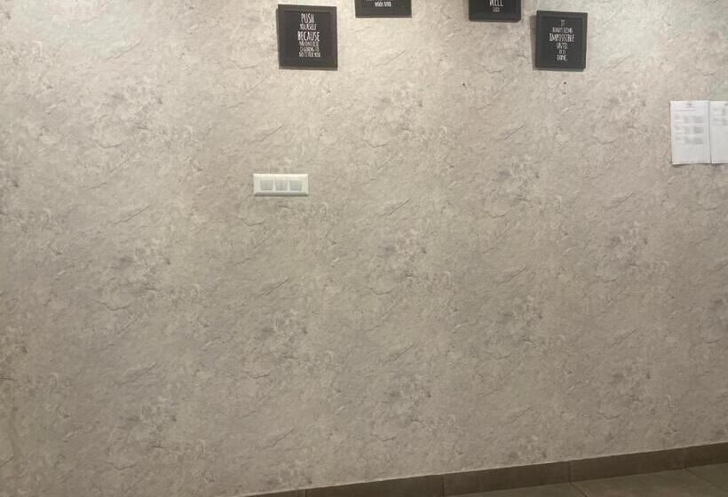 三人经典房间, Pop 89190 Rr Inn