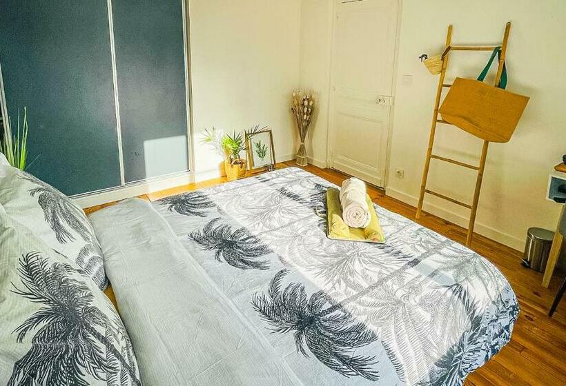 带共用浴室的标准房间, Caribbean Spirit