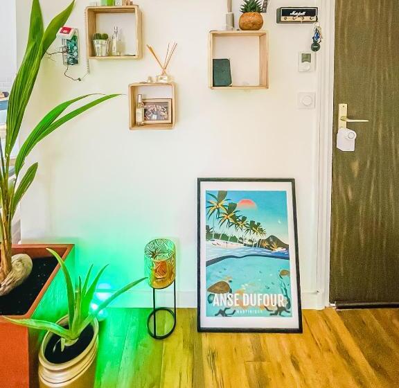 带共用浴室的标准房间, Caribbean Spirit