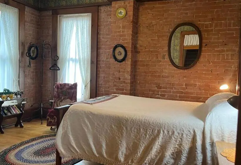 デラックスルーム, Gable House Bed And Breakfast Inn