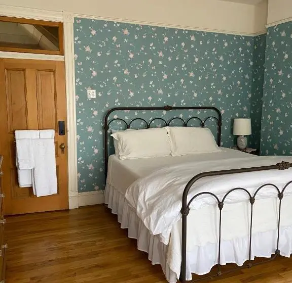 キングサイズベッドのデラックスルーム, Gable House Bed And Breakfast Inn