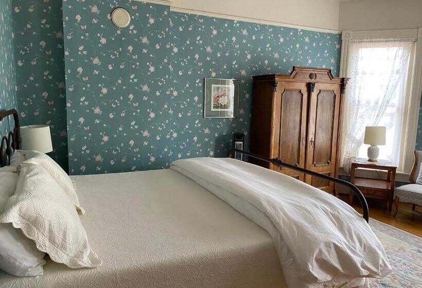 غرفة ديلوكس سرير كينج, Gable House Bed And Breakfast Inn