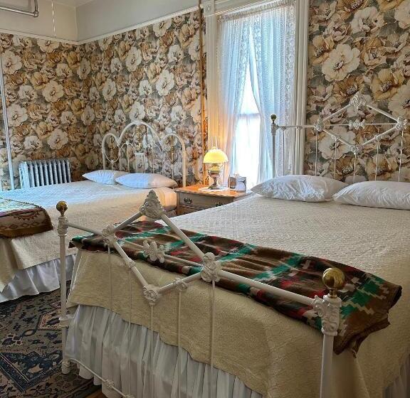 غرفة قياسية حمام مشترك, Gable House Bed And Breakfast Inn