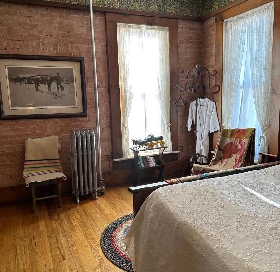 غرفة قياسية حمام مشترك, Gable House Bed And Breakfast Inn