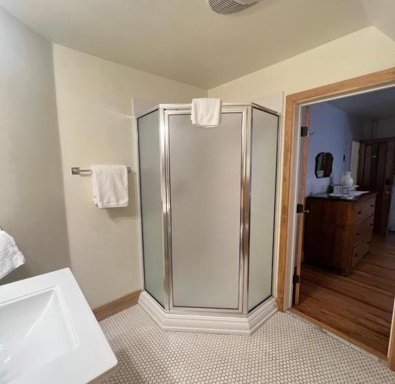 غرفة ديلوكس, Gable House Bed And Breakfast Inn