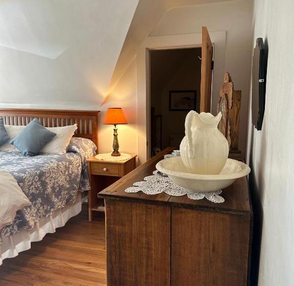 غرفة ديلوكس, Gable House Bed And Breakfast Inn