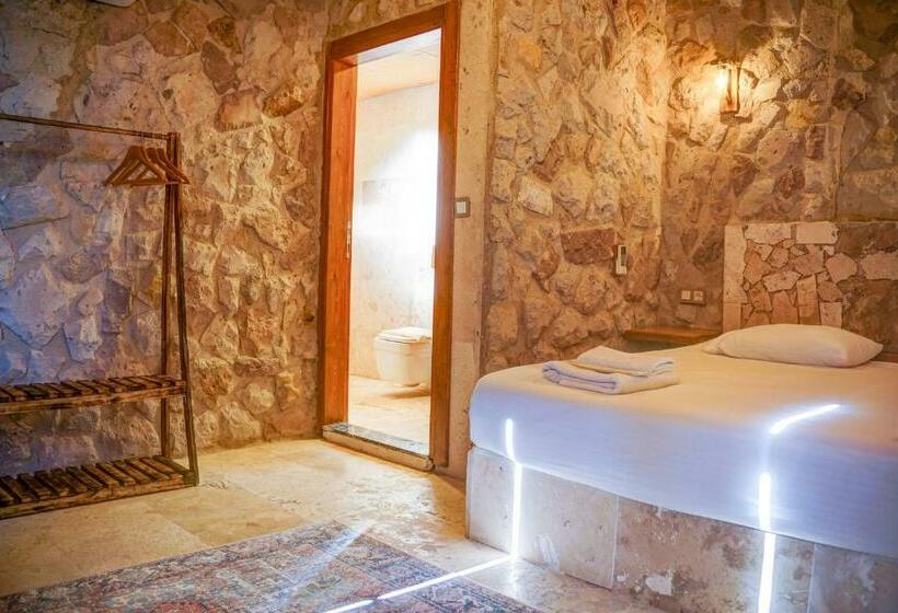 اتاق استاندارد با چشم‌انداز باغ, Ala Stone House