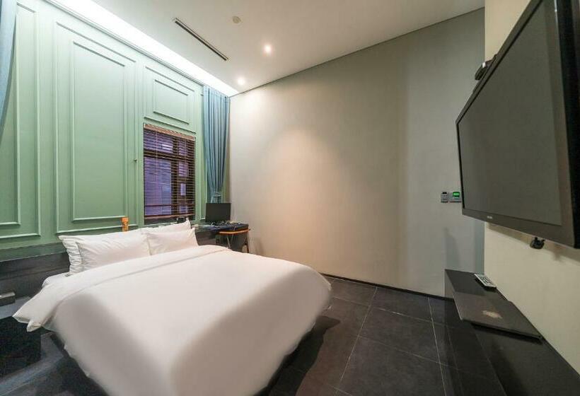 스탠다드 룸, Starhills