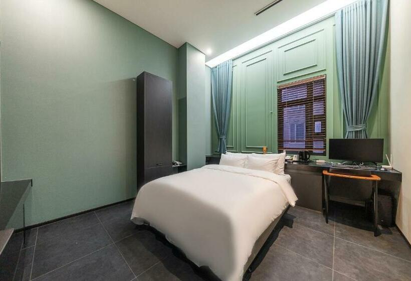 스탠다드 룸, Starhills