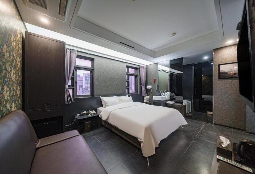 디럭스 룸, Starhills