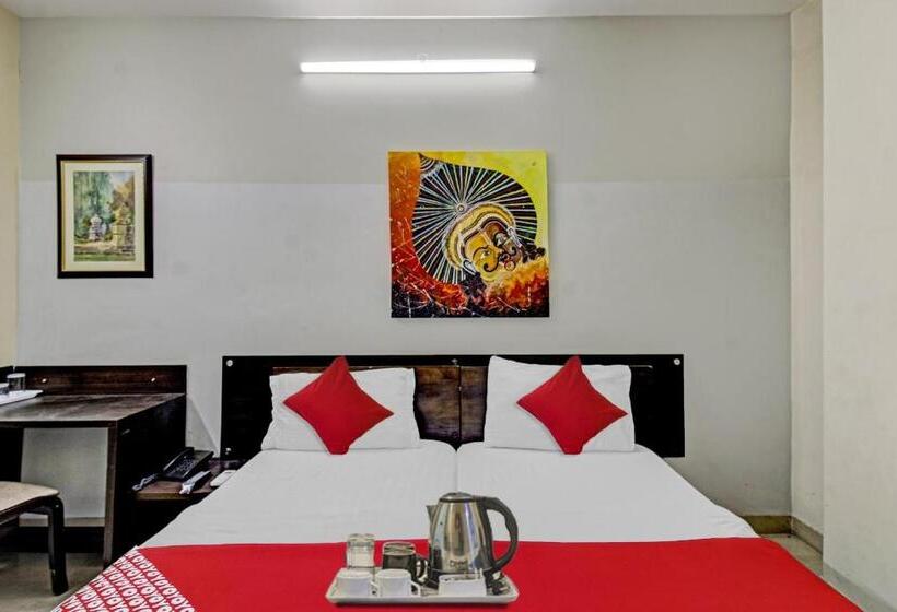 Habitació Triple Clàssica, Flagship Hotel Diva Inn