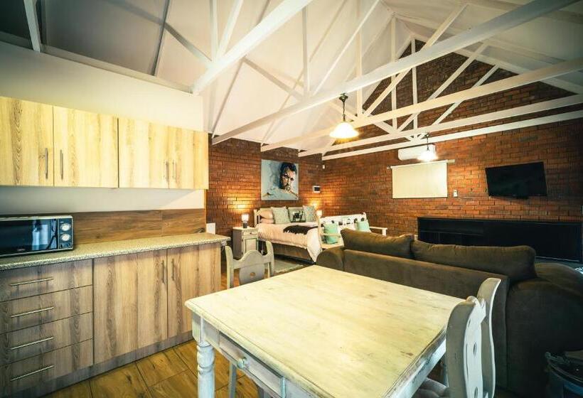 스탠다드 테라스 룸, Titanic View   Place Of Peace