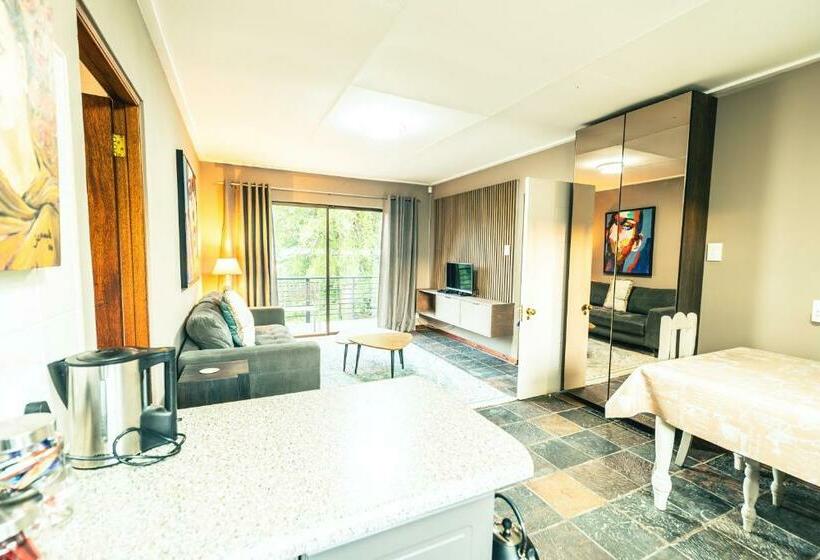 스탠다드 룸 산 전망, Titanic View   Place Of Peace