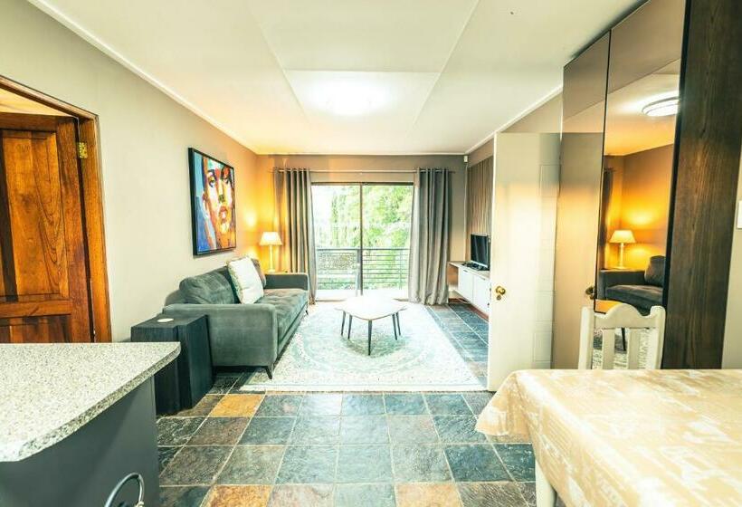 스탠다드 룸 산 전망, Titanic View   Place Of Peace