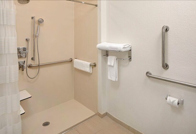 جناح لذوى الاحتياجات الخاصة, Hyatt House Dallas Addison