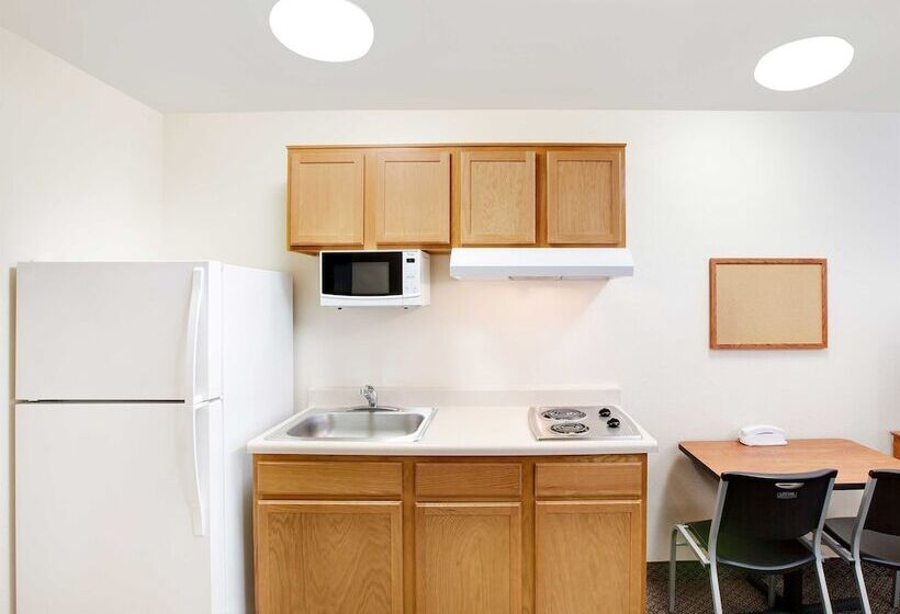 Номер Стандарт 2 Двуспальные Кровати, Woodspring Suites Houston I45 Airtex