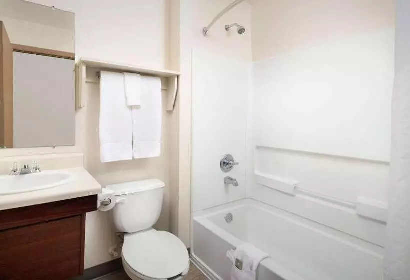 ２ダブルベッドのスタンダードルーム, Woodspring Suites Huntsville/ Madison