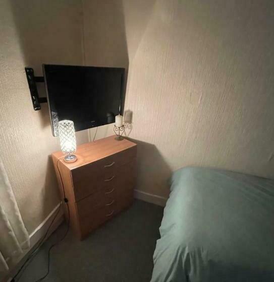 バスルーム共有のシングルスタンダード, Kirkstead Guesthouse, Pet Friendly Rooms Available, Everyone Welcome