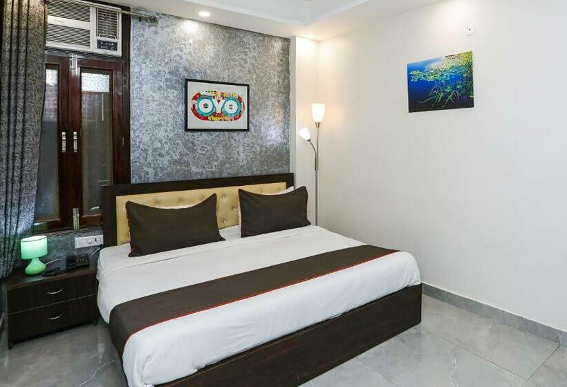 트리플 클래식 룸, Collection O 93220 Hotel The Signature Inn