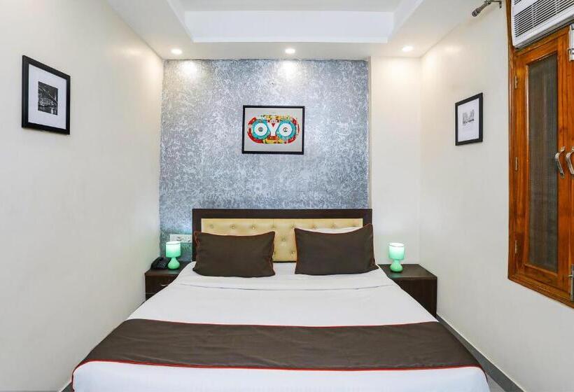 트리플 클래식 룸, Collection O 93220 Hotel The Signature Inn