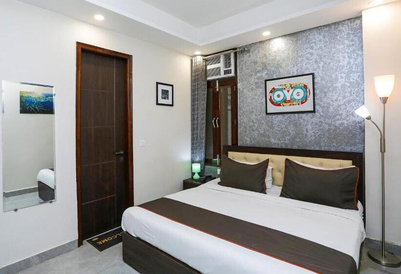 트리플 클래식 룸, Collection O 93220 Hotel The Signature Inn