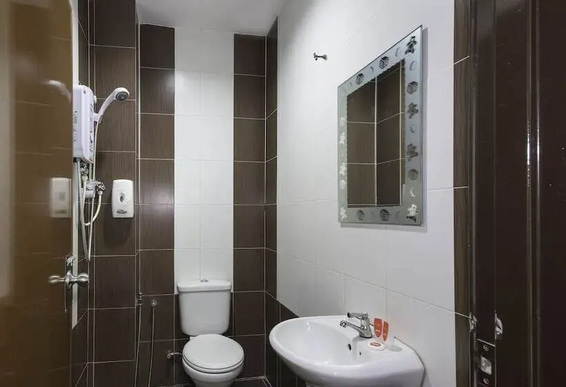 سوییت خانوادگی, Capital O 812 Hotel Smc Seksyen 13