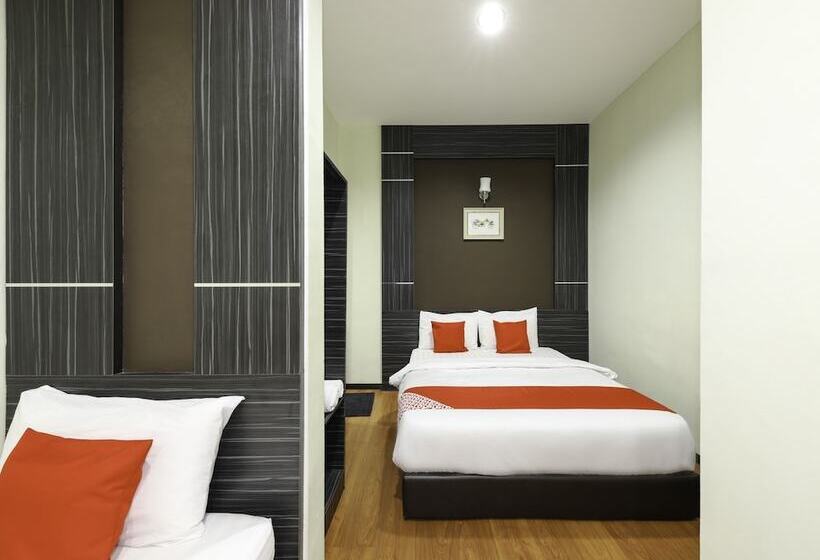高级套房, Capital O 812 Hotel Smc Seksyen 13