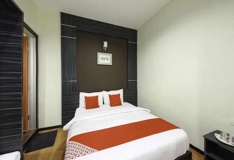 高级套房, Capital O 812 Hotel Smc Seksyen 13