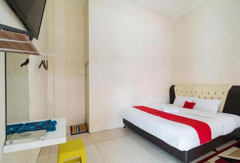 Standard-huone, Reddoorz Syariah Near Pasar Aur Kuning