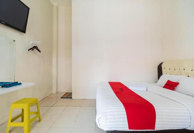 Номер Стандарт, Reddoorz Syariah Near Pasar Aur Kuning