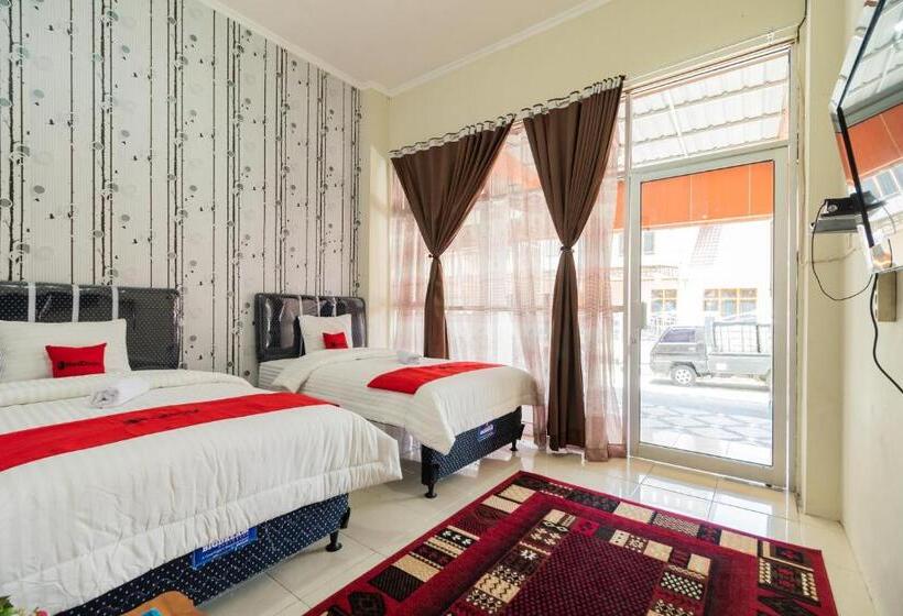 标准间, Reddoorz Syariah Near Pasar Aur Kuning