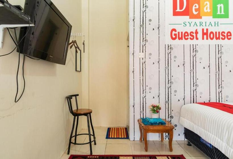 Номер Стандарт, Reddoorz Syariah Near Pasar Aur Kuning