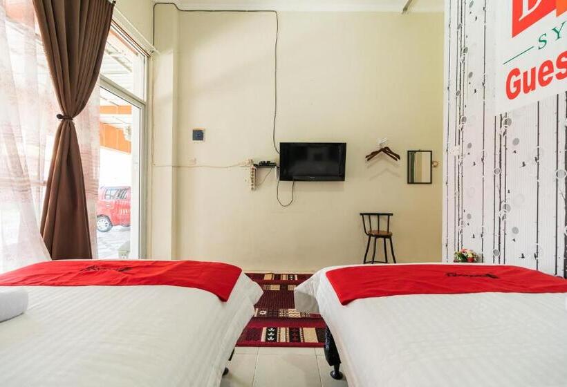 标准间, Reddoorz Syariah Near Pasar Aur Kuning