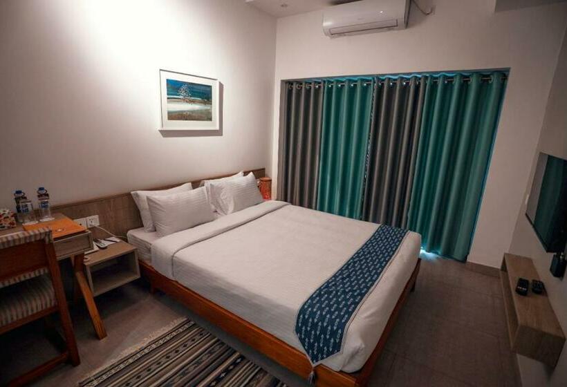 اتاق استاندارد با تخت بزرگ, Nandini