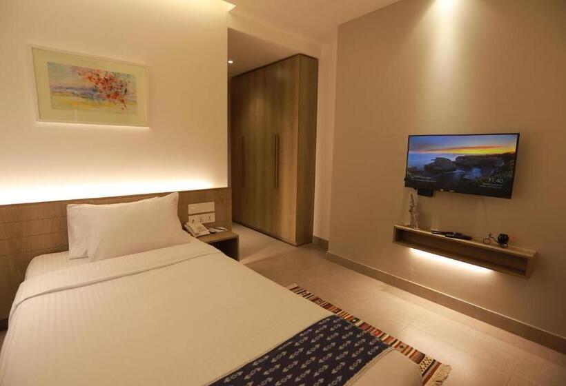 اتاق لوکس یک تخته, Nandini