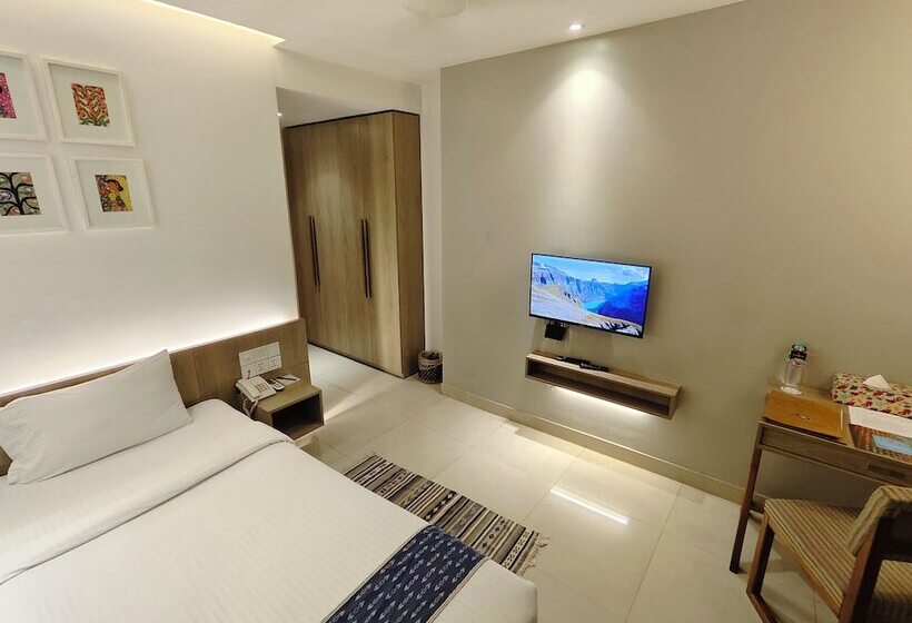 اتاق لوکس یک تخته, Nandini