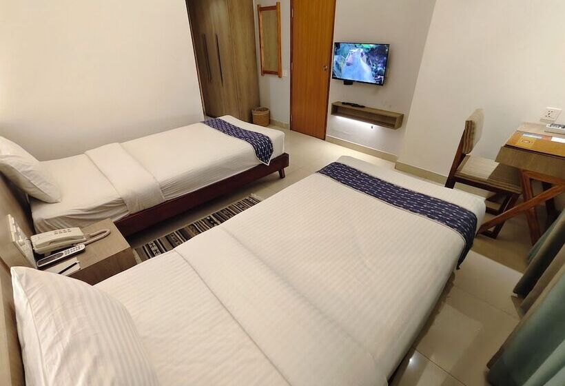 اتاق لوکس, Nandini