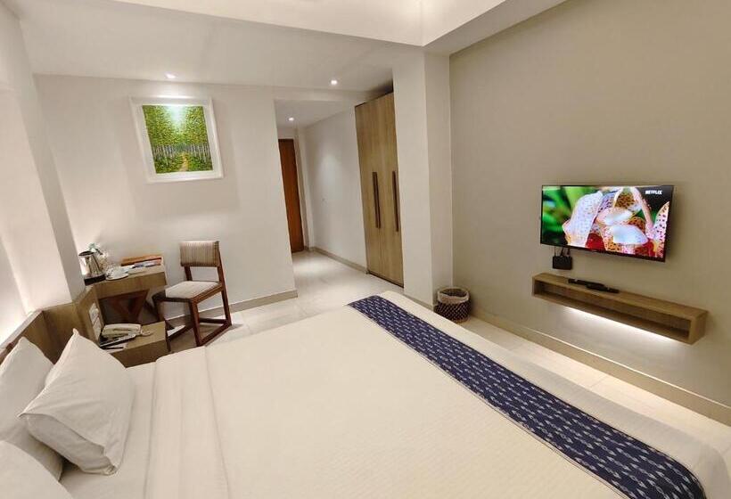 اتاق استاندارد با تخت بزرگ, Nandini