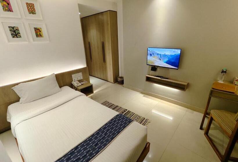 اتاق لوکس یک تخته, Nandini