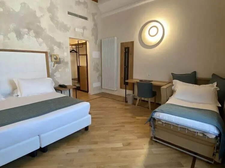 デラックストリプルルーム, Cà Uberti Home Boutique